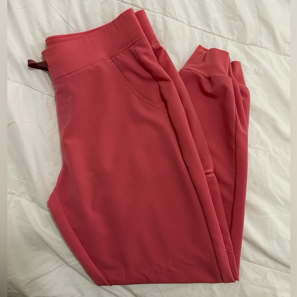 FIGS Zamora Joggers - Desert Rose